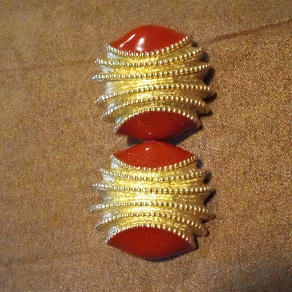 Vintage - Gold & Red Clip On Earrings